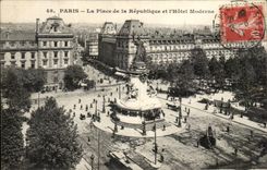 Paris CPA Places Republic and the modern hotel