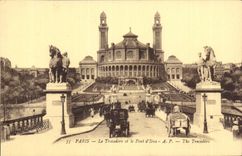 Paris CPA Trocadero and the bridge of iena