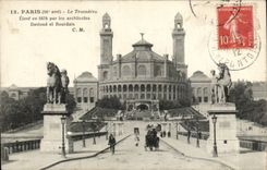 Paris CPA Trocadero and the bridge of iena