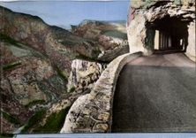 MODERN CARD Excursion of the gorges of the Verdon Corniche sublimates Tunnel of FAyet
