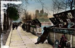 Paris CPA Bouquiniste du quai de la Tournelle