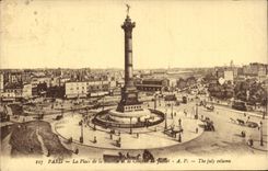 CPA Paris Places Bastille and the colonned E July