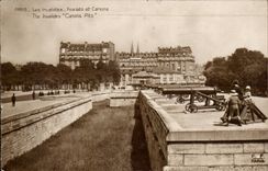 Paris CPA Invalides Pits and guns