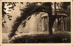 Versailles CPA Small Trianon Temple of the love
