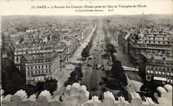 Paris CPA Which occurred of the Elysees Fields taken of Arc de Triomphe of star