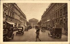 Paris CPA the Royal street and the Madeleine