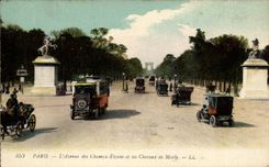 Paris - 8 - the Avenue of the Champs Elysees and Horses of Marly - CPA