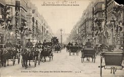 Paris CPA Les souverains d'Italie a Paris Avenue de l'Opera Vue prise des grands boulevards