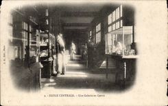 Paris - 3 - Central School - a Gallery in Cares - CPA