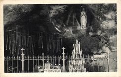 CPA Lourdes miraculous Cave