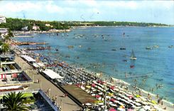 MODERN CARD Juan Pines the beach