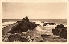 CPA Biarritz Le rocher de la vierge