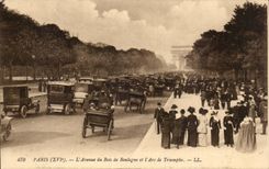 CPA Paris the avenue of the wood of Boulogne and Arc de Triomphe