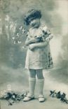 Fantasy - Child - lSweet child with sprig off greenery - CPA