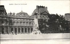 Paris CPA Cour du Carrousel