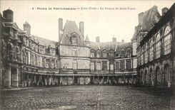 Palate of Fontainebleau CPA Court voale the keep of Saint Louis