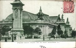 CPA Paris Grand Palais (seen bridge Alexandre III)