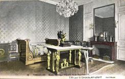 Versailles CPA Musee of large TRianon reads of Napoleon 1st