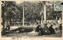 CPA Vichy Repos apres le verre d'eau