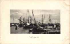 CPA Fantasy Boats Flotille