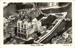 Paris CPA Notre Dame