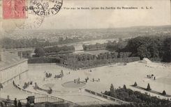 Paris CPA Vue sur la Seine prise du jardin du Trocadero