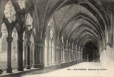 Bayonne CPA Gallery of the cloister