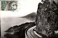 CPA Gesims der Goldstrasse der Kuste zwischen Theoule und Trayas Kap Russet-red