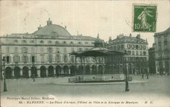 CPA Bayonne the place of weapons the town hall and the kiosk of music