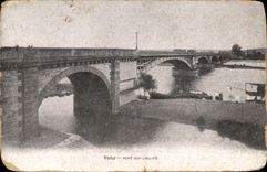 CPA Vichy Bridge on Allier