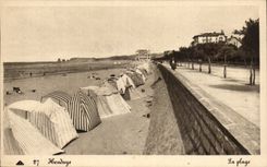 Hendaye CPA the beach