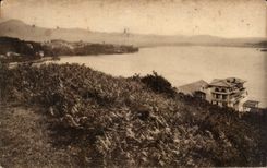 CPA Hendaye Seen on the Spanish bay and mountains Haya the Bidassoan hotel