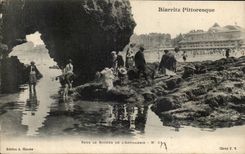 CPA Biarritz Sous le rocher de l'artillerie Peche