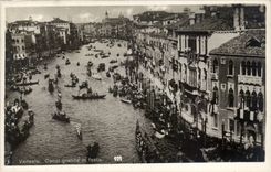 CPA large Italy Italia Venezia Canal in festa