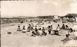 CPSM Hendaye the beach and two twins