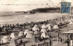 CPA Biarritz La grande plage Les tentes