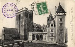 CPA Pau Eingang des Schloss Hauptleitungshofes