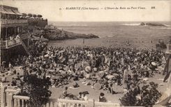 CPA Biarritz L'heure du bain au Port Vieux