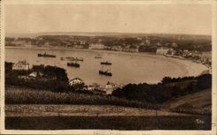 CPA St Jean de Luz Vue generale de la baie prise de Ciboure