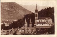 CPA Lourdes the basilica