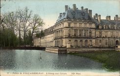 CPA Palate of Fontainebleau the pond to carps