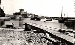 CPSM St Jean de Luz Le port au fort de Socoa