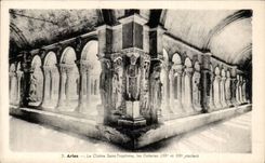 CPA Arles the cloister Saint Trophime galleries