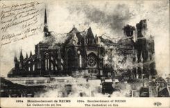 CPA Bombardierung von Reims die Kathedrale auf Feuer