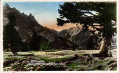 CPA Auvergne Valley of hell to the foot of Sancy