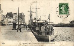 CPA Cherbourg Torpilleur in the basin commercial