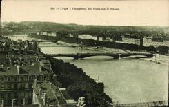 CPA Lyon View of the bridges on the Rhone