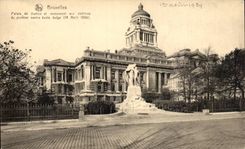 CPA Brussels Law courts and monument to the victims of the first Belgian ship school (April 19th 1906)