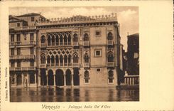Italy Italia CPA Venezia Palazzo beyond Ca of Oro