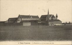 CPA Belgique Passy Froyennes Le pensionnat vu du train venant de Lille
